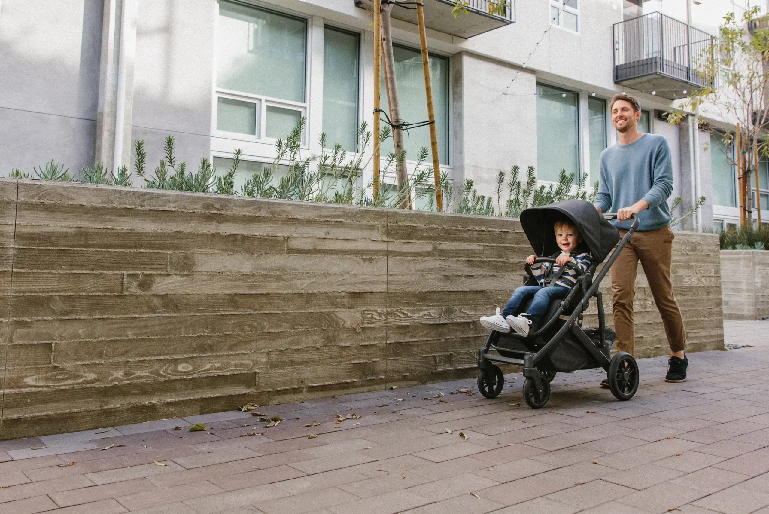 Cruz V2 Pram