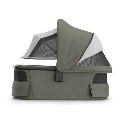 UPPAbaby V3 Bassinet - Evelyn (Meadow Green), side all vents open