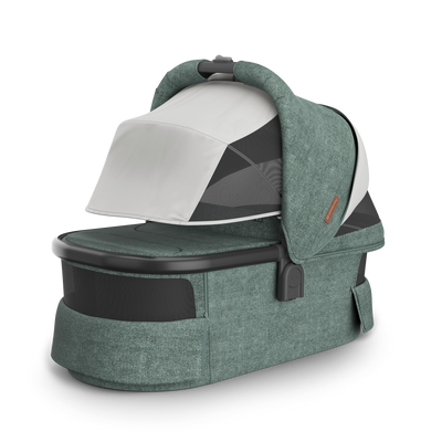 UPPAbaby V3 Bassinet - Gwen (Green Melange), all vents open